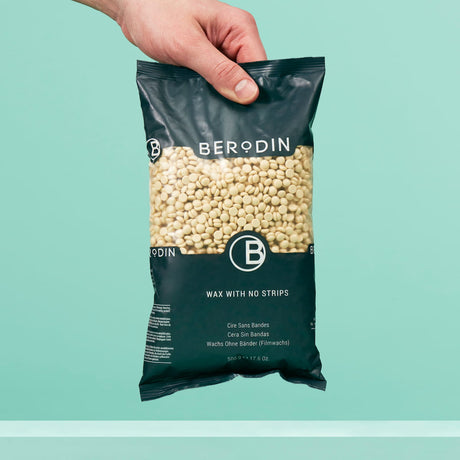 JetSetHardWaxBeads_500GMHolding (1)