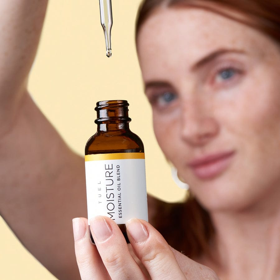 Moisture-Nourishing-Essential-Oil-Blend-Pro-Skin_900x