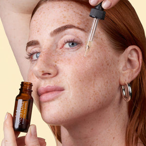 Moisture-Nourishing-Essential-Oil-Blend-Retail-Skin_900x