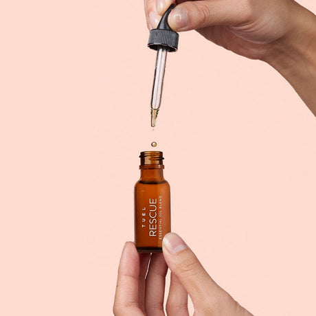 Rescue-Anti-Aging-Essential-Oil-Blend_900x