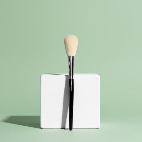 Ultra Full Face Brush
